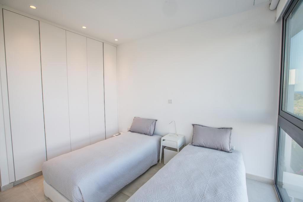 Villa The White H Villa, Protaras, Fresh And Peaceful *