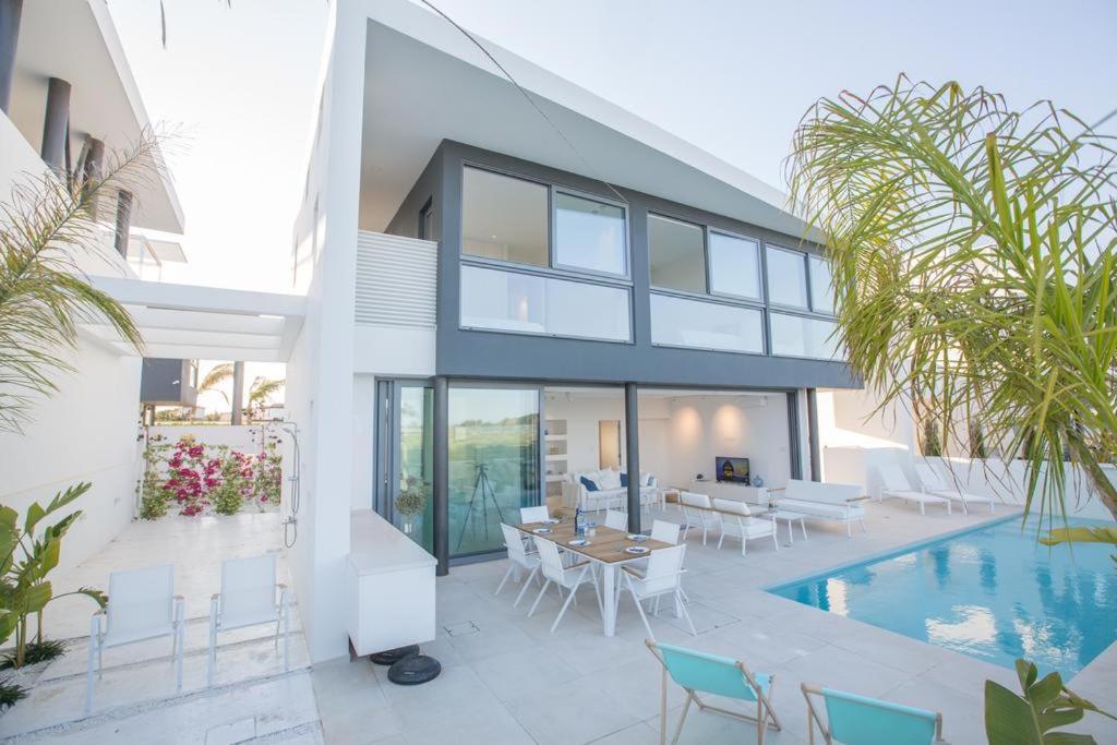 Villa The White H Villa, Protaras, Fresh And Peaceful