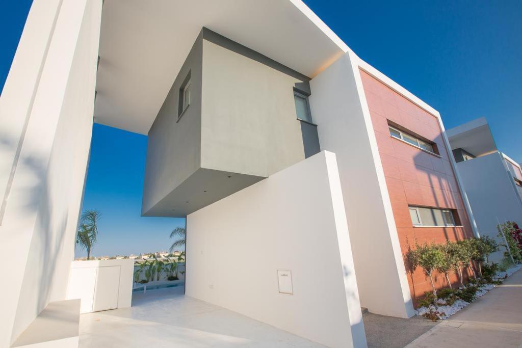 The White H Villa, Protaras, Fresh And Peaceful Villa